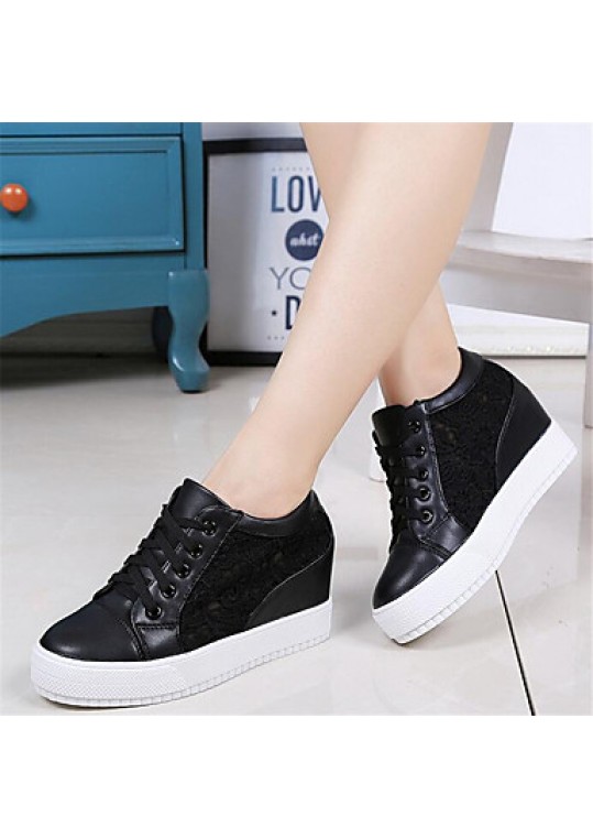 Women's Sneakersr Wedges Tulle / Leatherette Outdoor / Athletic / Casual Wedge Heel Lace-up Black / White